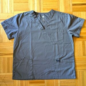 Dagacci Unisex 3 Pocket V-Neck Gray Scrub Top